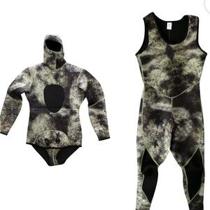 Camouflage Wetsuit Set